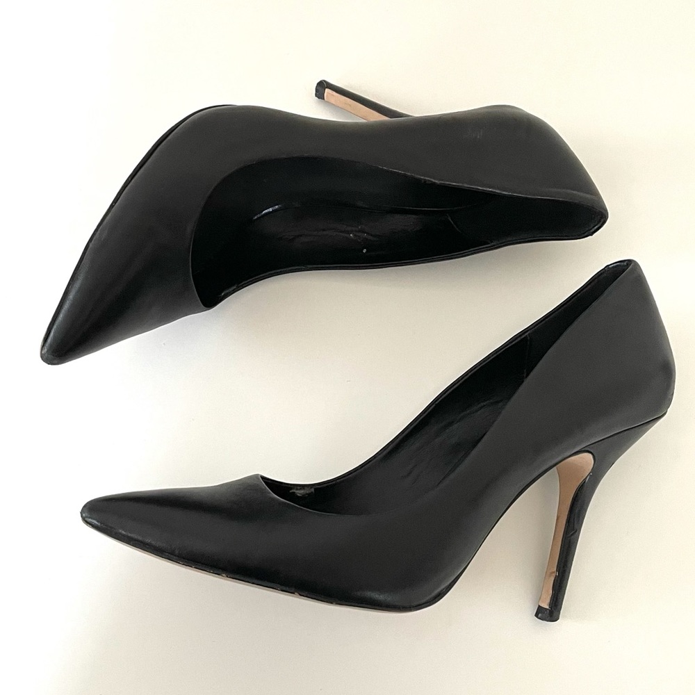 Very loved Black Aldo pumps.